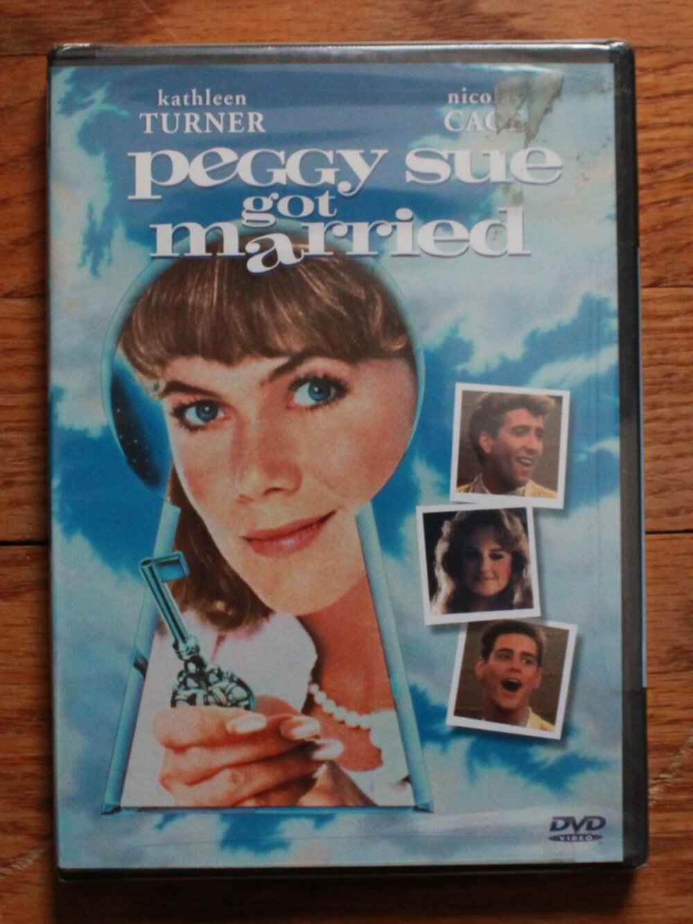 Vintage Tri Star 1998 "Peggy Sue Got Married" DVD